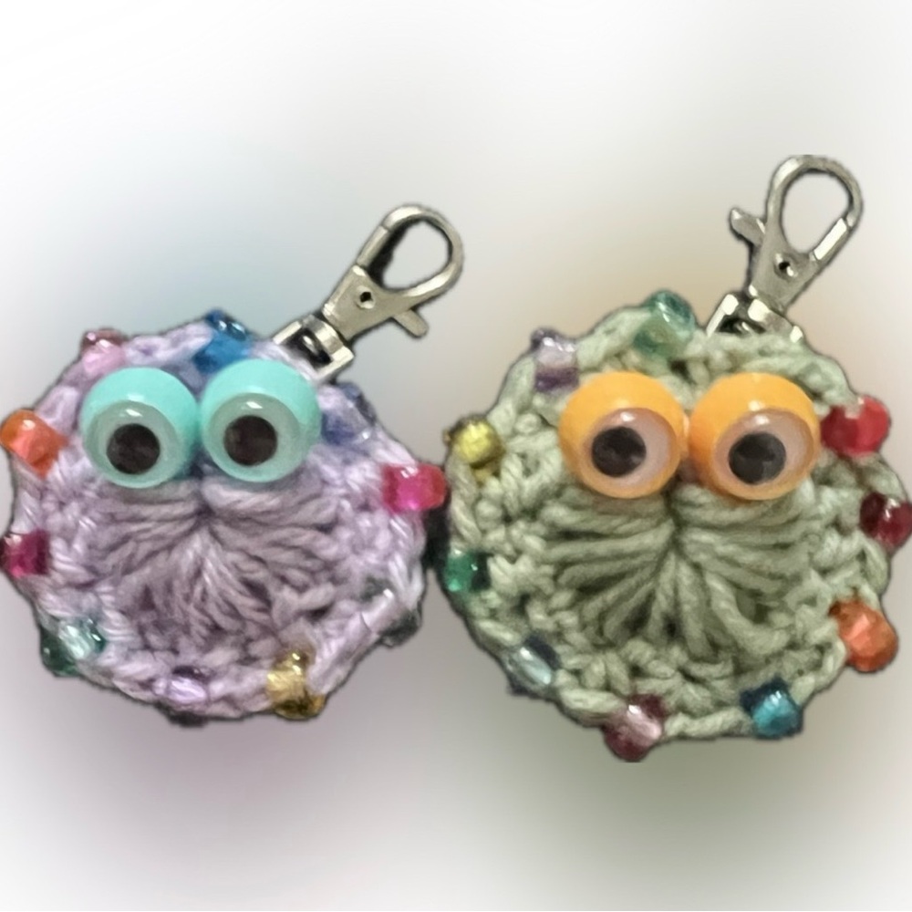 New 10 PC Set Fidget Friend Lobster Clasp Bookbag Luggage Keychain Purse Charm